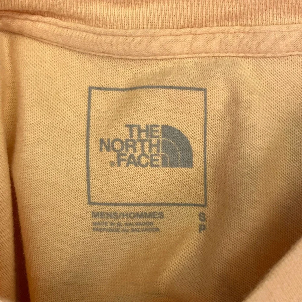 The North Face Mens Peach Graphic Short Sleeve T-Shirt Blue Box Logo Size‎ S